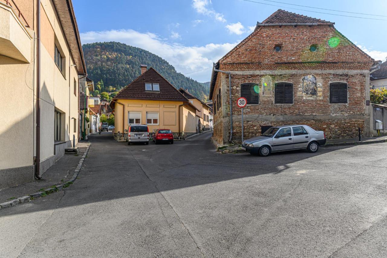 Sun Villas Accommodation Brasov Exterior photo